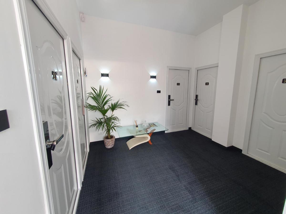Camere Fiera Verona - Casanostra Bagian luar foto